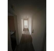 Frisch renovierte Wohnung im 1OG - Mülheim an der Ruhr Menden-Holthausen