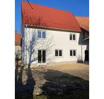 Einfamilienhaus - Neubau Erstbezug in ruhiger Lage zu vermieten - Dürrlauingen