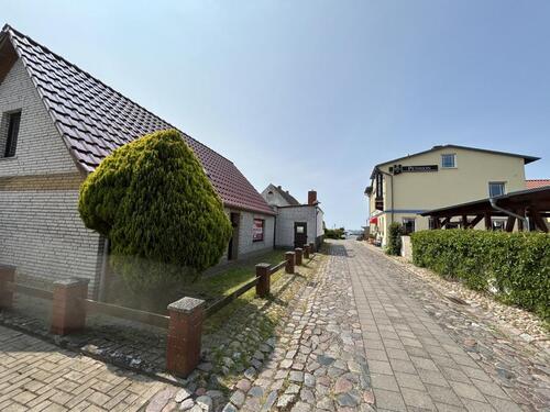 Foto - Altes Kapitänshaus mit Sanierungsbedarf in Wiek auf Rügen