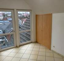 Attraktive Dachgeschosswohnung 3. OG 4Zi-Kü-Bad - Lichtenau