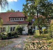 Idyllisches Mehrfamilienhaus, drei Wohneinheiten, voll vermietet - Osterholz-Scharmbeck