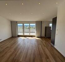 Wohnzimmer - 2.330,00&nbsp;EUR Kaltmiete, ca.&nbsp; 125,00&nbsp;m&sup2; in Bruckmühl (PLZ: 83052)