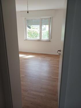 Foto - Helle Erdgeschosswohnung mit Gartenidylle in Hochheim