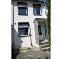 Reihenmittelhaus in Hamburg-Farmsen provisionsfrei