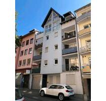 ETW, Wiesbaden., Innenstadtlage, 2 Balkone, a.W. mit Parker