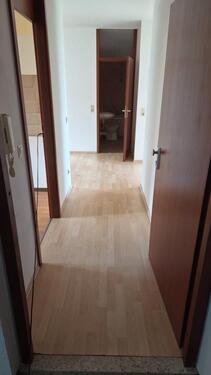 Foto - Von privat - 2,5-Zimmer Wohnung mit TG-Stellplatz in Karlsruhe