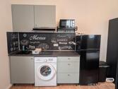 Foto - Kleine, renoviertes Zimmer in WG ab sofort zur Miete verfügbar!