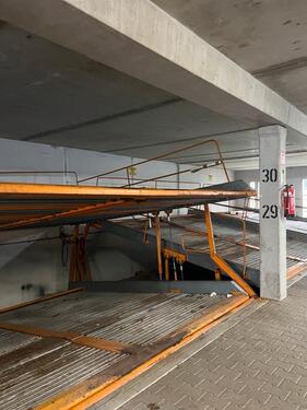 Foto - Parkplatz in Lindenhof Mannheim Verfügbar