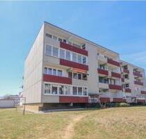 3,5 Zi.-Wohnung mit 2 Balkonen, gepflegt und sonnig, wenige Fuss-min. bis zum Bhf - Jestetten