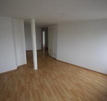 Kleine 4 Zimmer-Wohnung mit Wannenbad in der Weststadt zu mieten! - Schwerin Neumühle