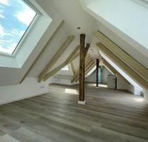 Lichtdurchflutete 5-Zimmer-Maisonette Wohnung mit EBK - Stuttgart Luginsland