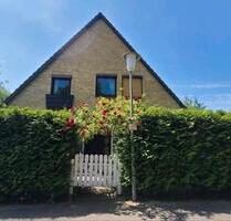 Provisionsfrei: DHH in sehr guter Lage - Tasdorf