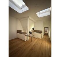 Bezugsfreie 3-Zimmer-Penthousewohnung mit Dachterrasse in Charlottenburg-Wilmersdorf - Berlin