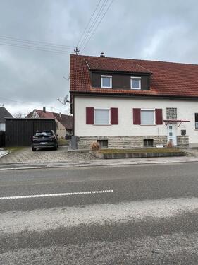 Foto - Modernisierte Doppelhaushälfte mit Ausbaupotenzial