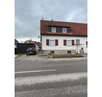 Modernisierte Doppelhaushälfte mit Ausbaupotenzial - Schömberg