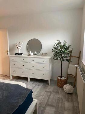 Foto - sonnige DHH in in Sackgasse - 1.350,00&nbsp;EUR Kaltmiete, ca.&nbsp; 115,00&nbsp;m&sup2;