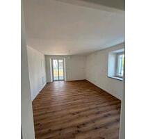 57-m2-WohnungBadewanneBalkonKumpfmühl 2,5 ZimmerErstbezugWG - Regensburg Ganghofersiedlung