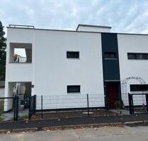 Wohnen im Neubau - Schöne 2-Zi-Wohnung möbliert - Berlin Marzahn-Hellersdorf Wohnen im Neubau - Schöne 2-Zi-Wohnung möbliert - Berlin Marzahn-Hellersdorf