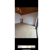 3 Zimmer Wohnung, 98 m2 Balkon, Fussbodenheizung,ruhig- Zentrale - Heusenstamm