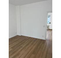 Erstbezug -Kernsanierte, helle 2-Zimmer Wohnung mit Balkon - Köln Nippes