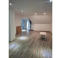 Charmante 3,5 Zimmer Wohnung - 1.600,00&nbsp;EUR Kaltmiete, ca.&nbsp; 100,00&nbsp;m&sup2; in Bordesholm (PLZ: 24582)