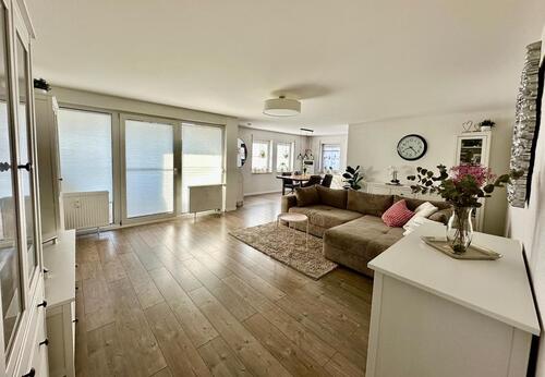 Foto - helle 3,5 Zimmer Wohnung, zentral, modern, geringe Nebenkosten