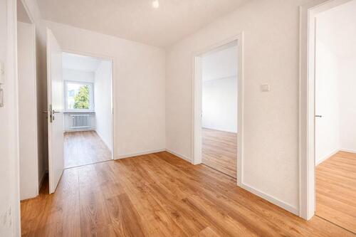 Foto - Zentrale renovierte 3-Zimmer Wohnung mit Balkon