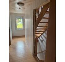 Wohnung zur Miete - 850,00&nbsp;EUR Kaltmiete, ca.&nbsp; 70,00&nbsp;m&sup2; in Siegen (PLZ: 57080) Eiserfeld