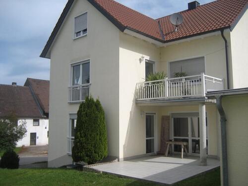 Foto - Dachgeschoßwohnung - 550,00&nbsp;EUR Kaltmiete, ca.&nbsp; 60,00&nbsp;m&sup2;