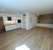 Vermiete stilvolle 1-Raum-Erdgeschosswohnung | Innenstadt - Amberg