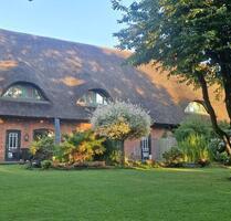 Wohnen wie im eigenen Haus - 3 Zi. Erdgeschosswohnung unter Reet - Kaltenkirchen