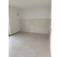 Grosse 3 Zimmer Wohnung mit Garten - Windeck