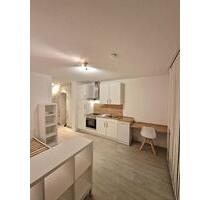 Möblierte 1-Zimmerwohnung mit eigener Terrasse und PKW-Stellplatz - Oldenburg Alexandersfeld