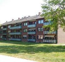 Renoviert und bezugsfertig... Schöne 3 ZKDB mit Balkon in zentraler Lage... - Krefeld Gartenstadt