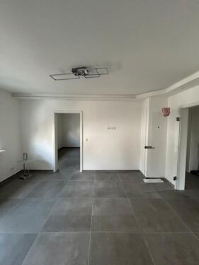 Foto - Wohnung frisch Saniert 3 Zimmer NEU