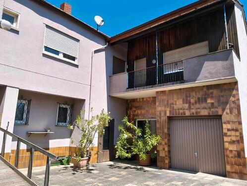 Foto - Hausverkauf in Lingenfeld - 320.000,00&nbsp;EUR Kaufpreis, ca.&nbsp; 195,00&nbsp;m&sup2;