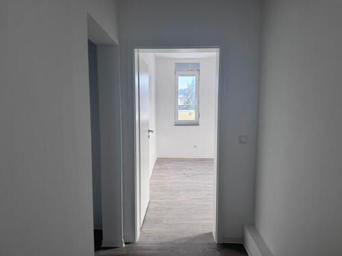 Foto - 3-Zimmer-Wohnung, 85 m², Balkon – neu renoviert