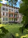 Foto - Wohnen im historischen „Palais Weilbach“: schicke 1-Zi. Wohnung