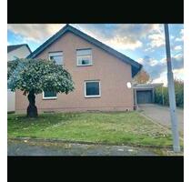 2-Familienhaus zu vermieten - 1.600,00&nbsp;EUR Kaltmiete, ca.&nbsp; 165,00&nbsp;m&sup2; in Bad Salzuflen (PLZ: 32108) Ehrsen-Breden