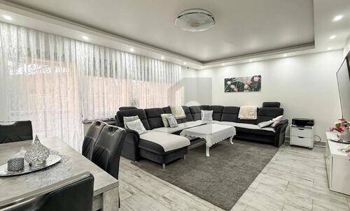 Foto - Provisionsfreies Mehrfamilienhaus mit drei Wohneinheiten