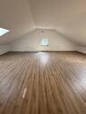 Foto - Frisch renovierte Dachwohnung, komplett neu ausgebaut.