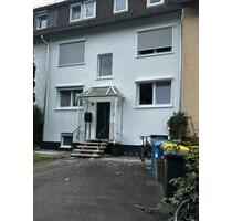 2,5-Zimmer Wohnung in Marburg - 950,00&nbsp;EUR Kaltmiete, ca.&nbsp; 63,00&nbsp;m&sup2; in Marburg (PLZ: 35039) Biegenviertel