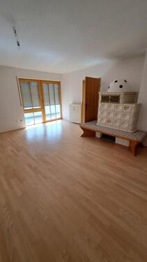 Foto - Provisionsfrei! Schöne, helle 3-Zimmer-Wohnung mit Kachelofen