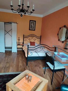 Foto - Möbliertes Zimmer für eine Person