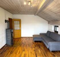 4-Zimmer-Wohnung im 1. Stock mit Balkon & 2 Stellplätzen - Passau Mühltal