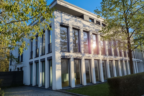 Foto - Einfamilienhaus in Nürnberg - 2.300.000,00&nbsp;EUR Kaufpreis, ca.&nbsp; 120,00&nbsp;m&sup2;