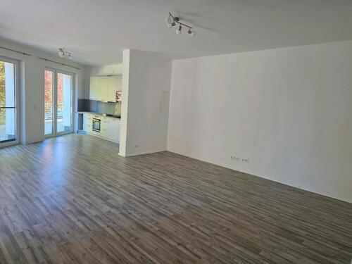 Foto - Exklusive 76 m² Wohnung im Zentrum – Separater Eingang & Terrasse