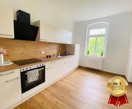 Foto - NEU & in Renovierung! I Moderne Einbauküche I Tageslichtbad mit Wanne