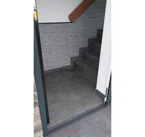 Maisonette Wohnung mit separatem Eingang & Parkplatz in Bielefeld