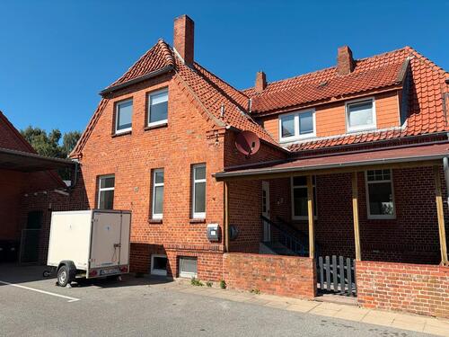 Foto - 9 Zimmer Mehrfamilienhaus, Wohnhaus zum Kaufen in Oldenburg in Holstein